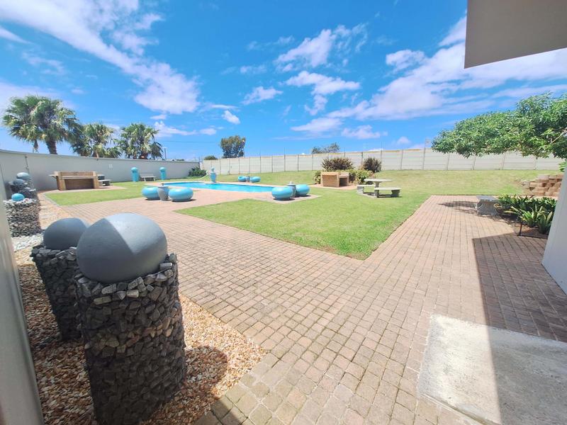 2 Bedroom Property for Sale in Hartenbos Central Western Cape